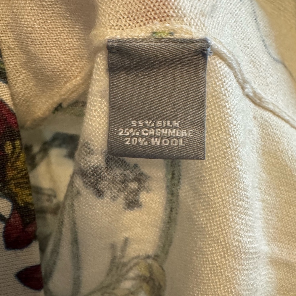 Neiman Marcus Floral Cashmere, Silk, and Wool blend Sweater - Picture 3 of 7